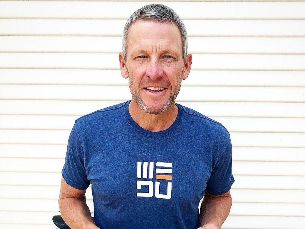    Бывший велогонщик Лэнс Армстронг© Twitter