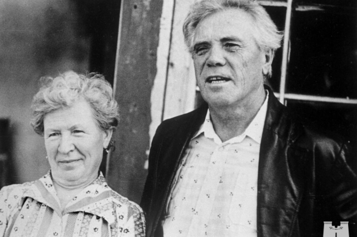    Виктор Петрович и Мария Семеновна Астафьевы.