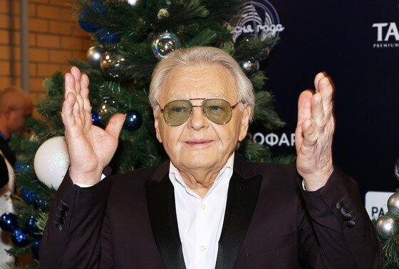    Юрий Антонов