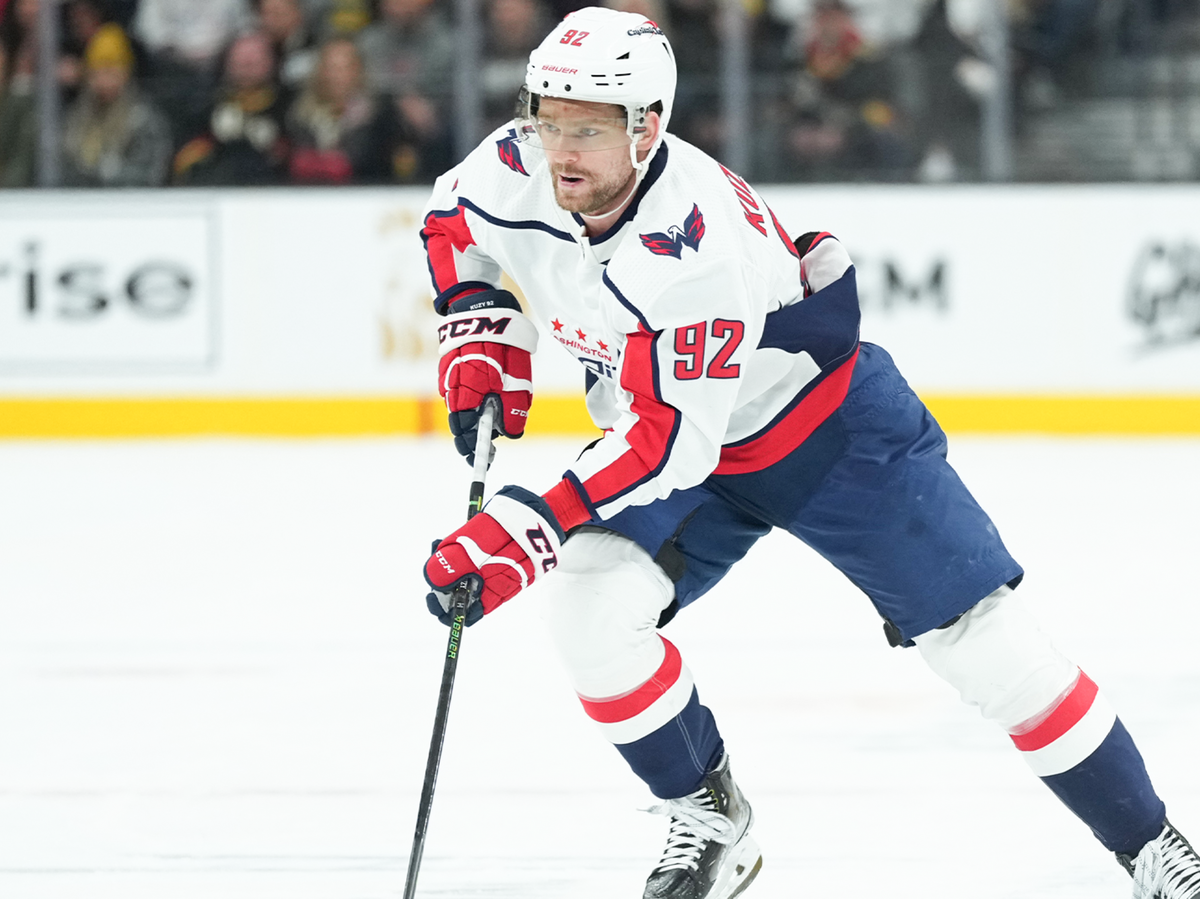    Хоккеист "Вашингтон Кэпиталз" Евгений Кузнецов© Фото : nhl.com/capitals