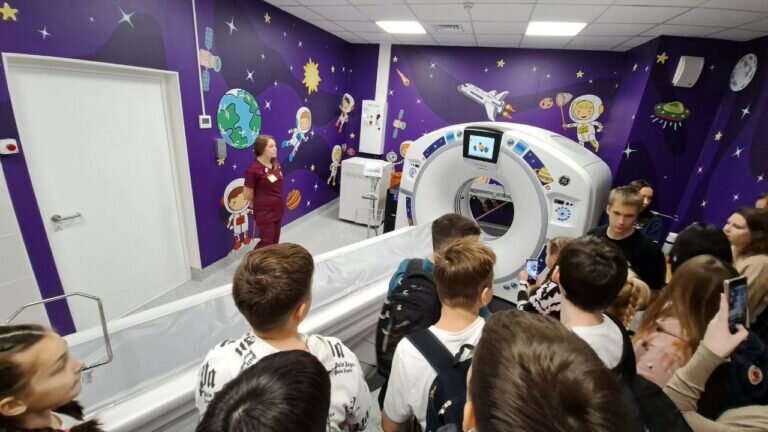    В новой областной детской больнице в Оренбурге прошел первый День открытых дверей Белов Михаил Александрович