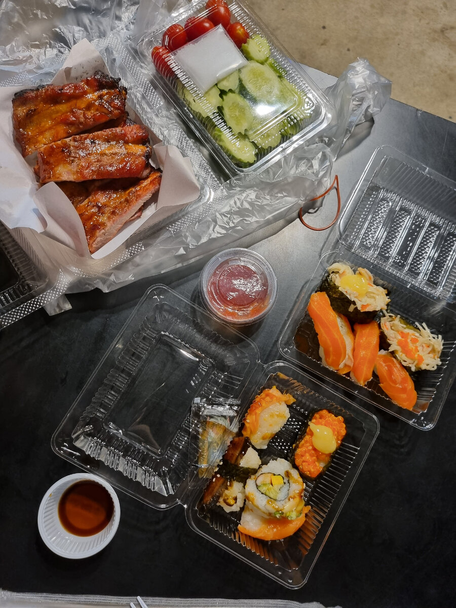 Ночной рынок Джомтьен.