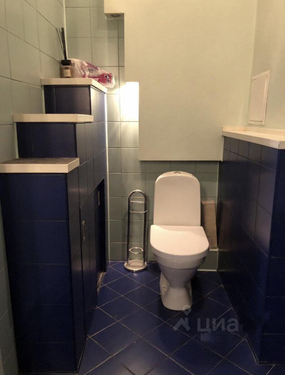 Но сами вент канали целые, а то бывает, и их срезают.. Фото собственность автора.