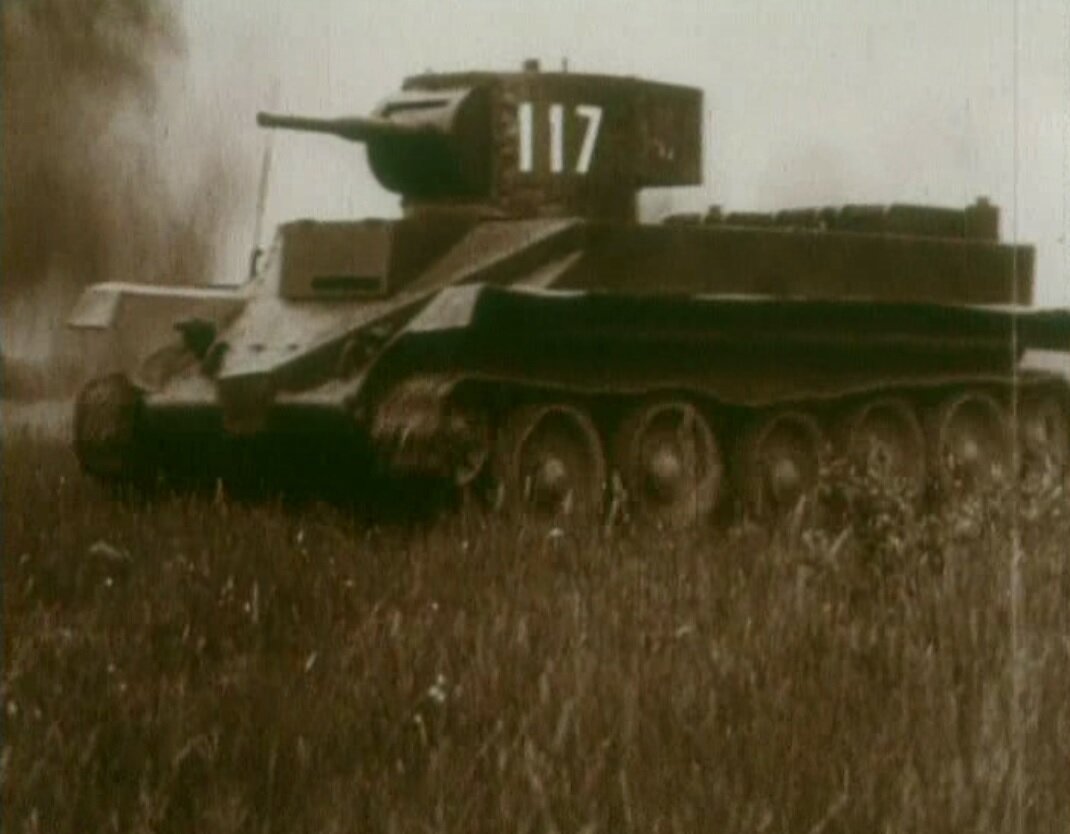 Бутафорские танки Pz.IV и БТ-5 в советском сериале 