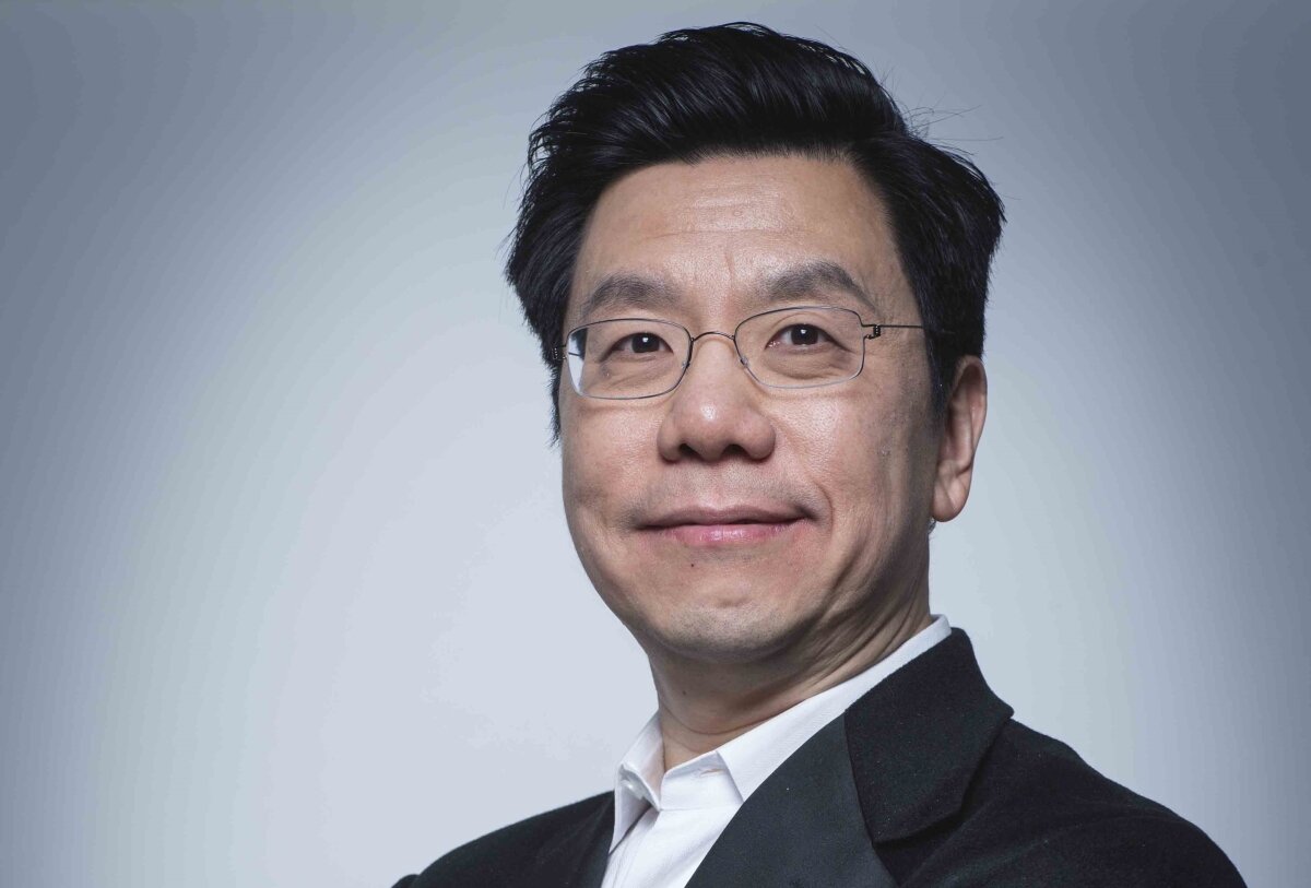 Ли Кайфу (англ. Kai-Fu Lee, кит. трад. 李開復, упр. 李开复, пиньинь Lǐ Kāifù) — тайваньский предприниматель в области разработок программного обеспечения и искусственного интеллекта, занимавший высшие руководящие посты в китайских отделениях крупнейших американских фирм и ведущий широкомасштабные инвестиционные проекты в Китае. 
Проживая в США, разработал первую систему непрерывного распознавания речи, которая послужила диссертацией в Университете Карнеги — Меллона. В дальнейшем он работал на директорских должностях в Apple, SGI, Microsoft и Google.