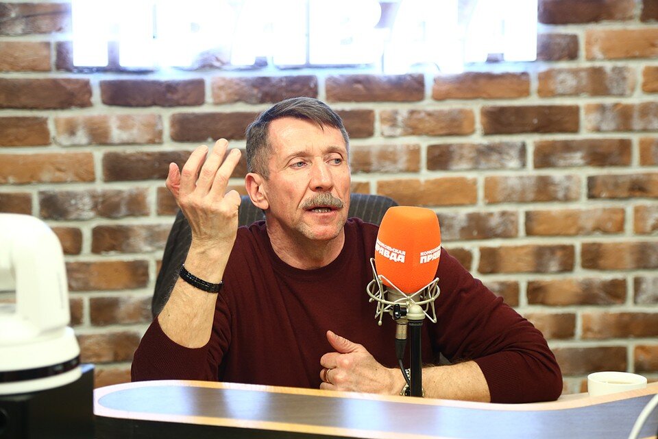    Виктор Бут Оксана ЗУЙКО