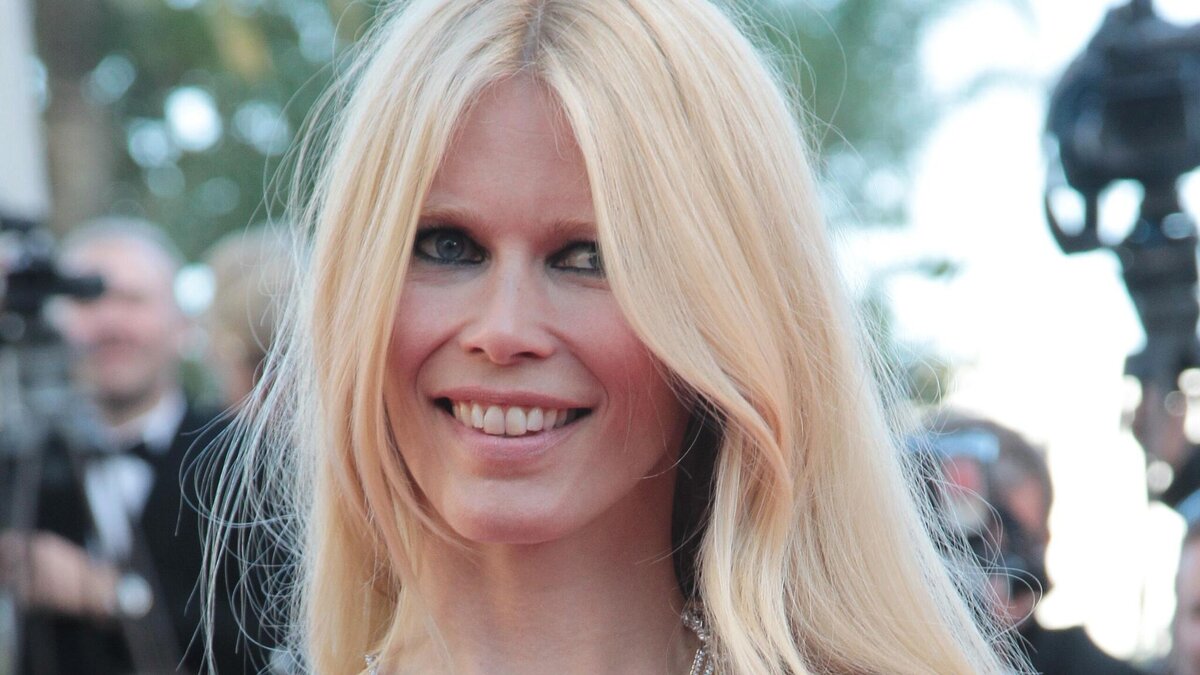    Как приобрести маленькую Клаудию Шиффер? Загляните в игрушечный магазин© РИА Новости | Екатерина Чеснокова