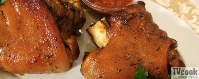 Свиная рулька запеченная в духовке tvcook.ru