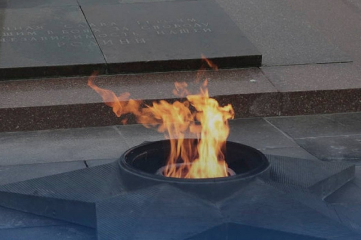    Следователи РК почтили память бойцов в День Неизвестного Солдата