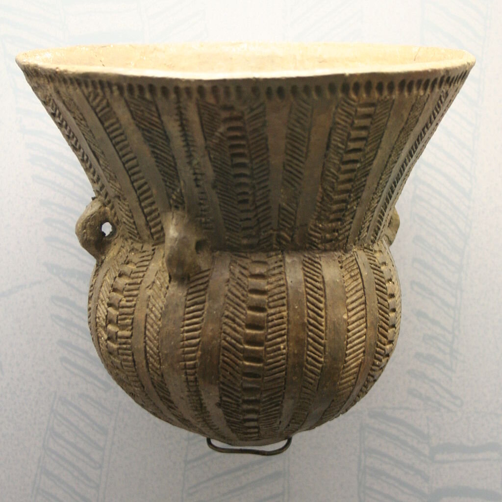 Воронковидный кубок