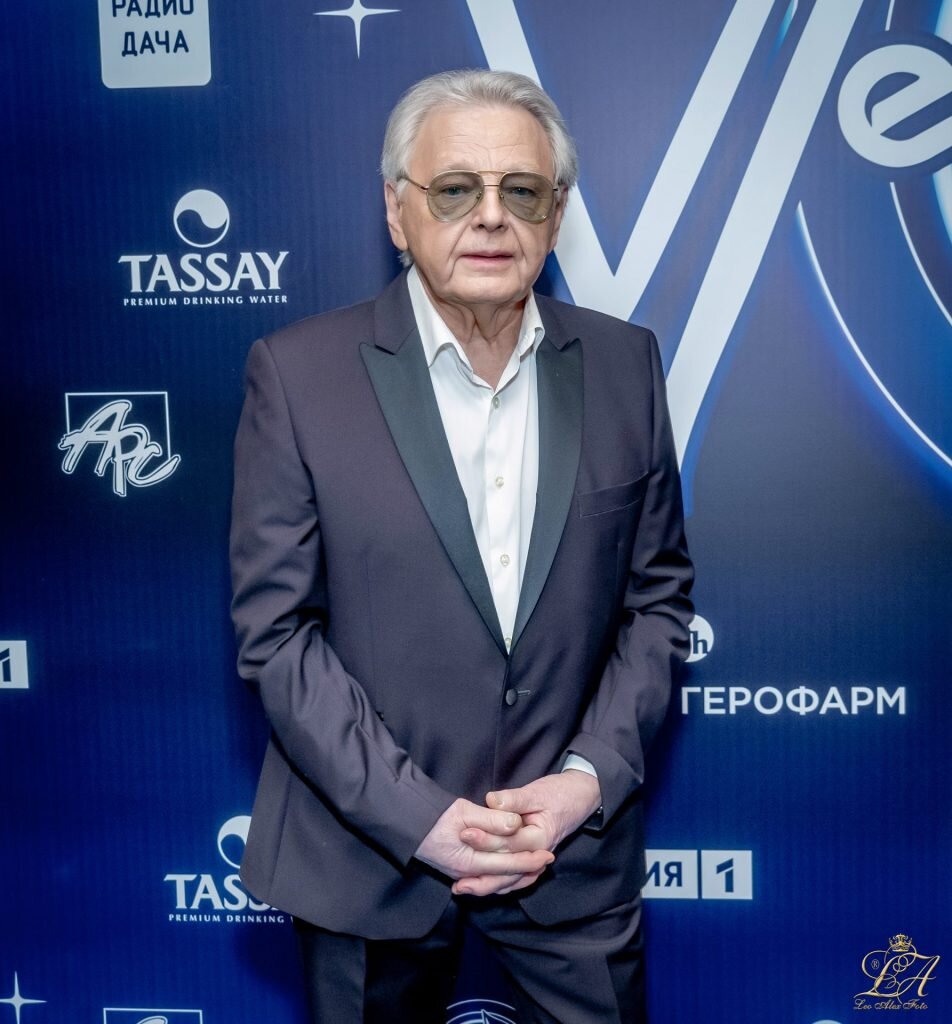 Сколько лет антонову юрию в 2024 году