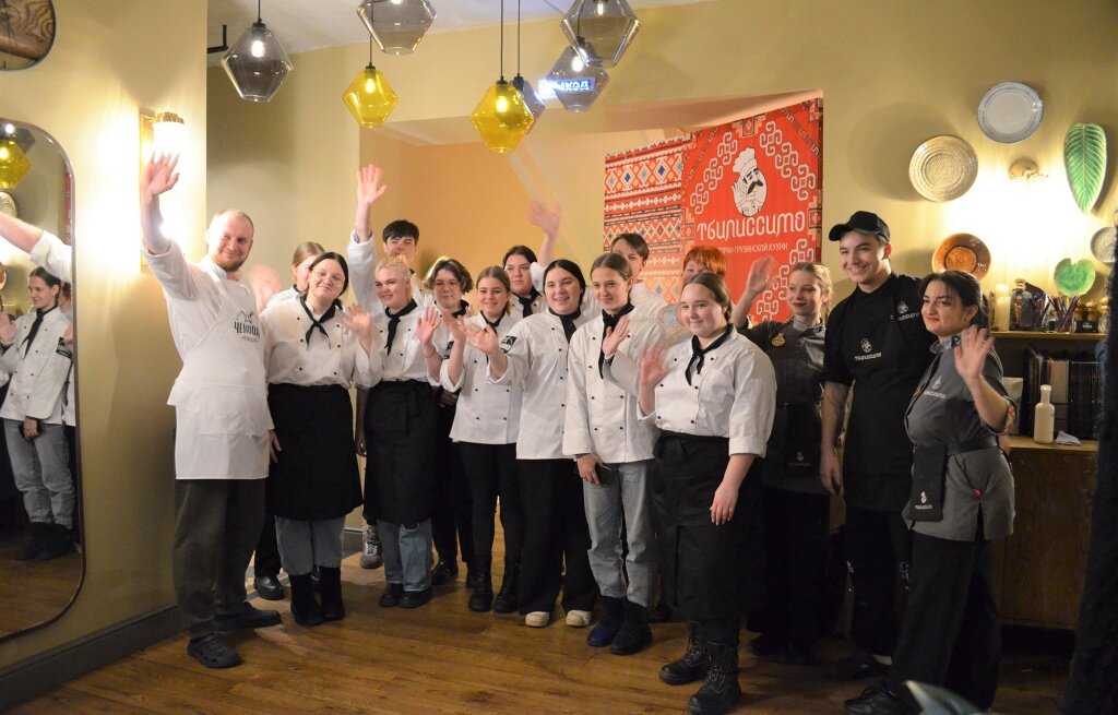 В Твери студенты колледжа сервиса и туризма – участники гастропроекта «Молодые повара»