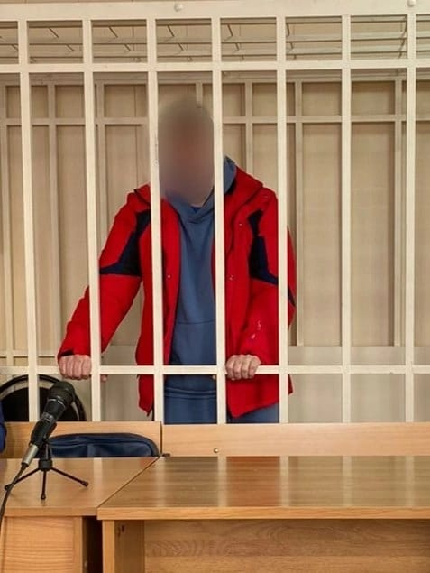    Главный участник и идеолог похищения девочки Аркадий Новиков дает показание в суде. Фото: пресс-служба Следственного комитета по Калужской области