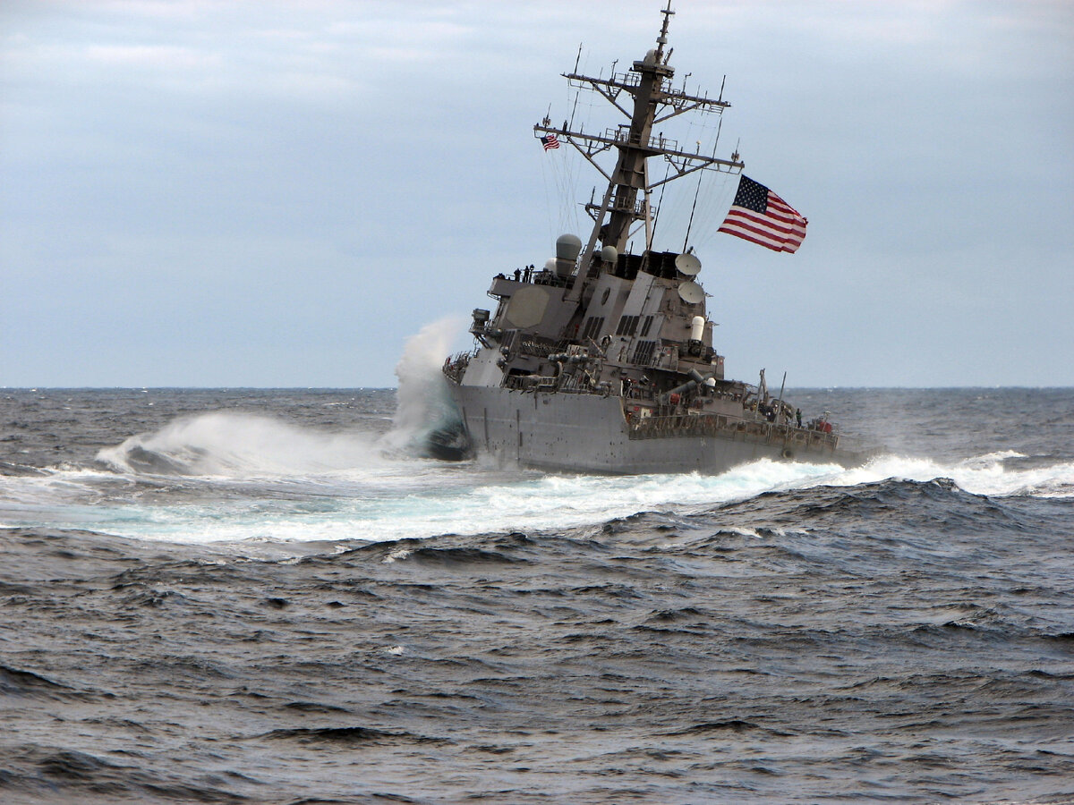 USS Carney DDG-64. Эсминец ВМС США "Карни". Эсминец ВМС США USS. Эсминец США В черном море.