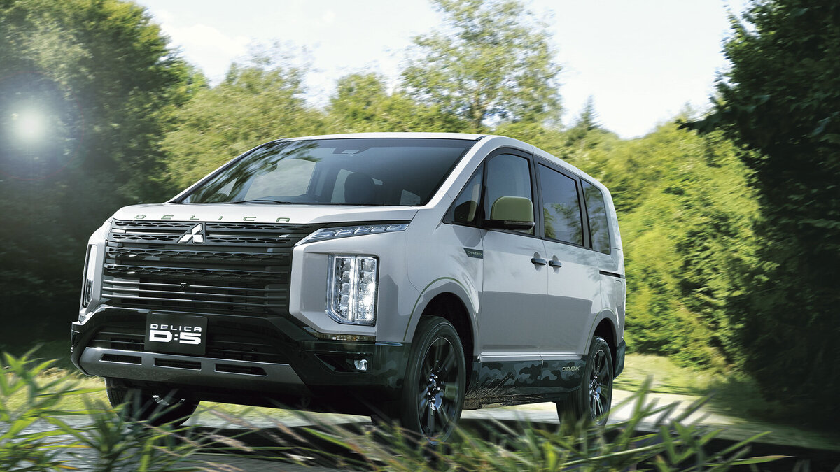 Mitsubishi Delica D:5