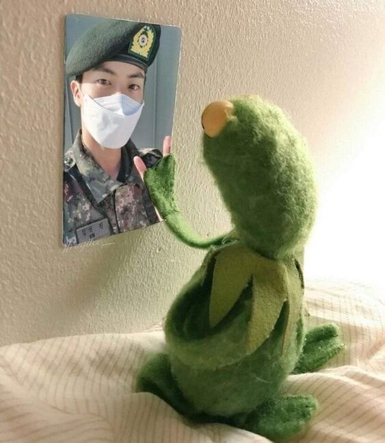 Как тебе служится, с кем тебе дружится ...