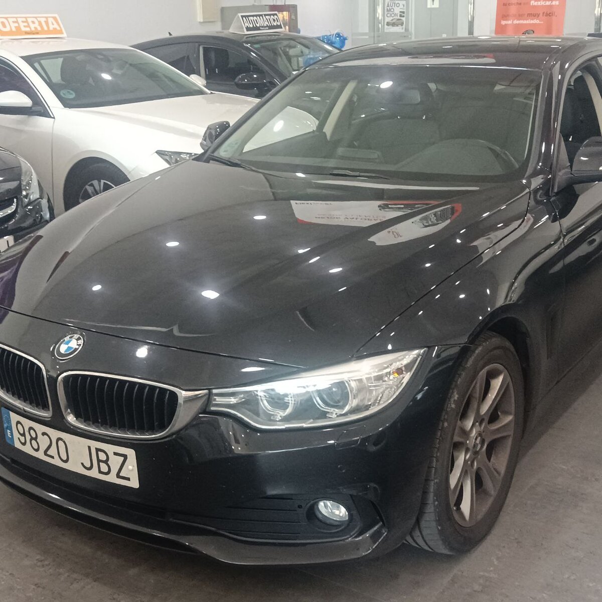 BMW не самой старой модели ! 