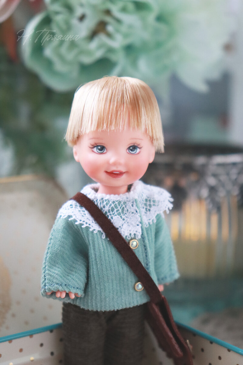 Всем привет.Сегодня хочу показать вам новый ООАК 11-см Томми от Mattel. Скажу честно, разы, когда я делала кукол - мальчиков можно по пальцам пересчитать. А этого малыша мне захотелось сделать.-3