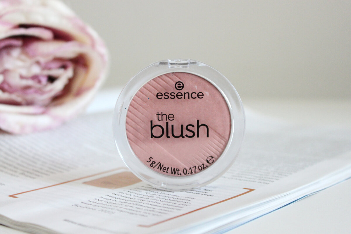Румяна Essence the blush.