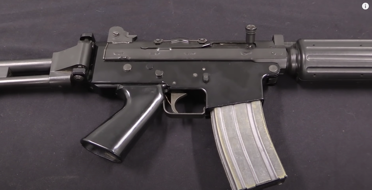 FN FNC бельгийский автомат под патрон 5,56мм
