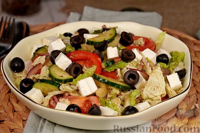 Греческий салат с фетаксой. Рецепт с фото.