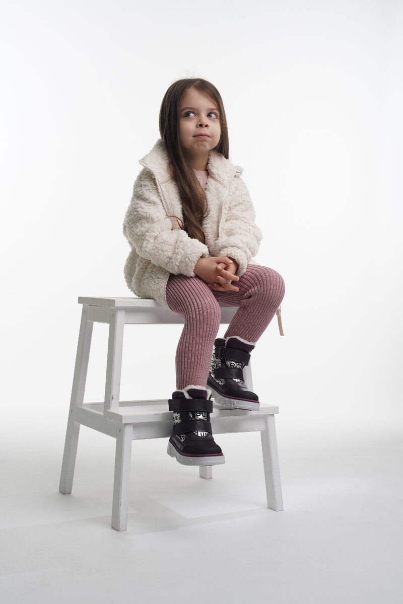 На модели обувь "Лель" арт.2111 в черничном цвете