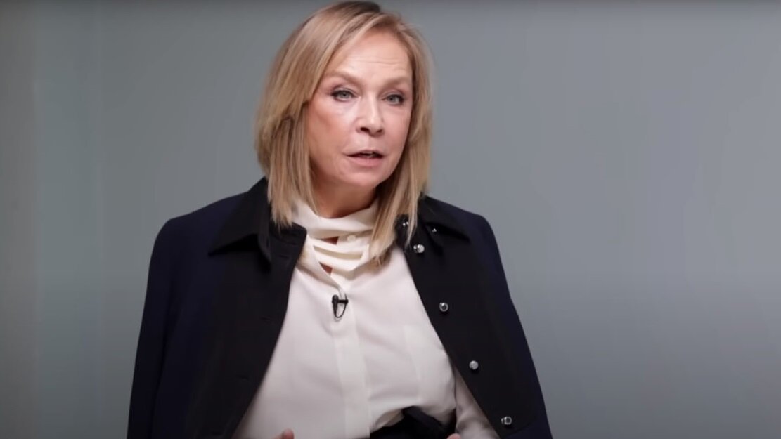 Скрин Алёна Долецкая ют канал Ответ Веронике