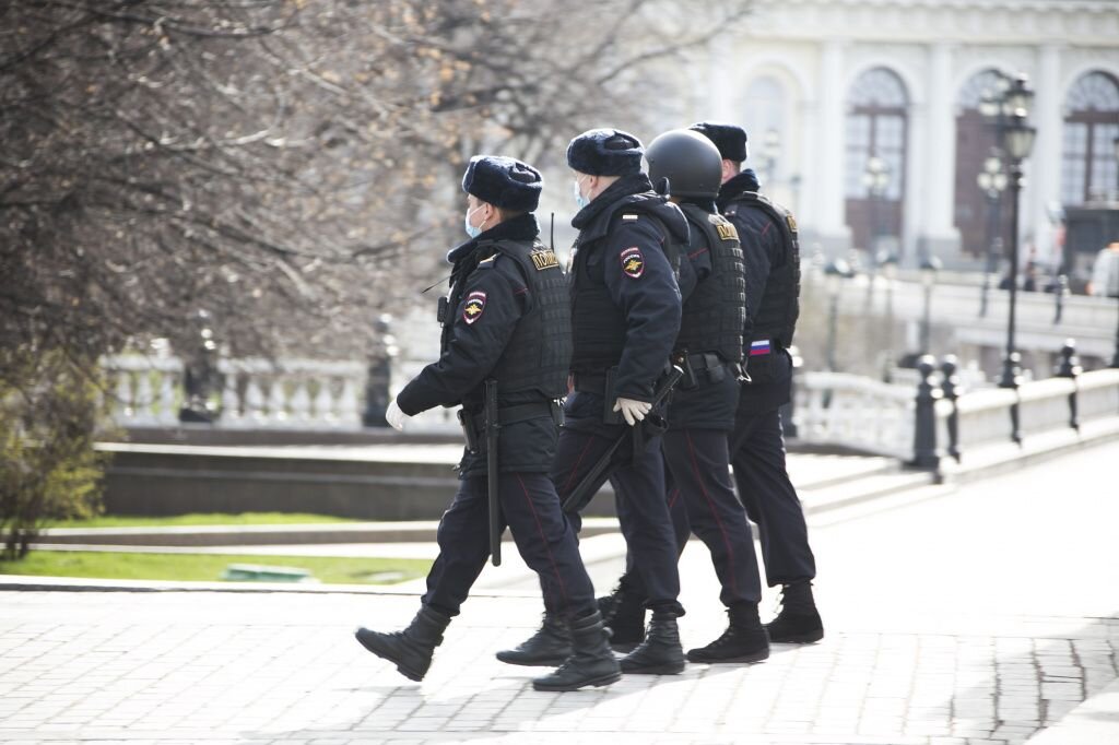 Пеший ппс. Патруль полиции. Патруль полиции России. Патруль МВД. Патрулирование улиц.