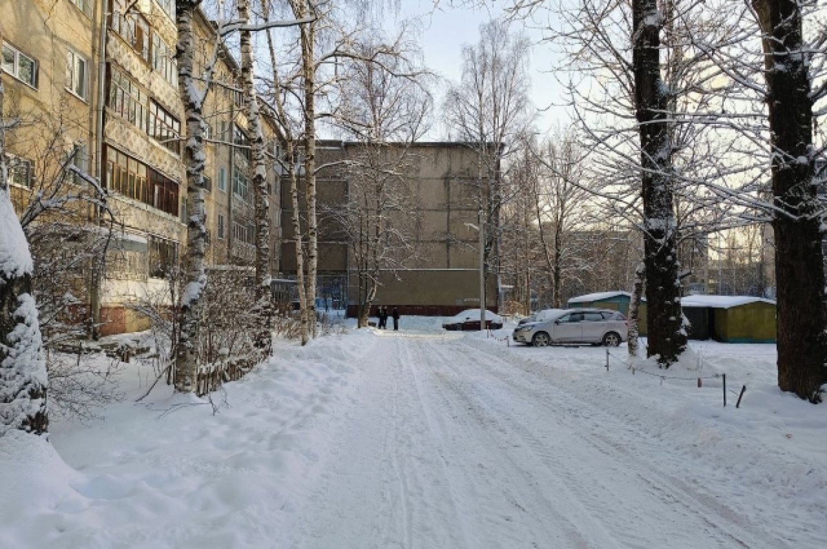    Двор, в котором проходили съемки сцен из третьей серии.