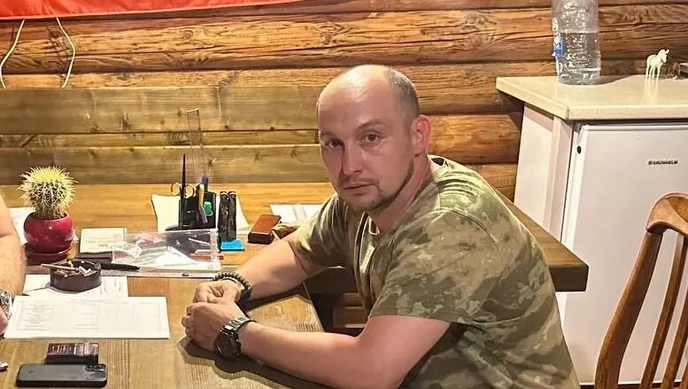     Депутат Государственного Совета Татарстана Эдуард Шарафиев заявил, что не стоит романтизировать криминальные 90-е и соответствующие сериалы. Своим мнением он поделился в личном Telegram-канале.