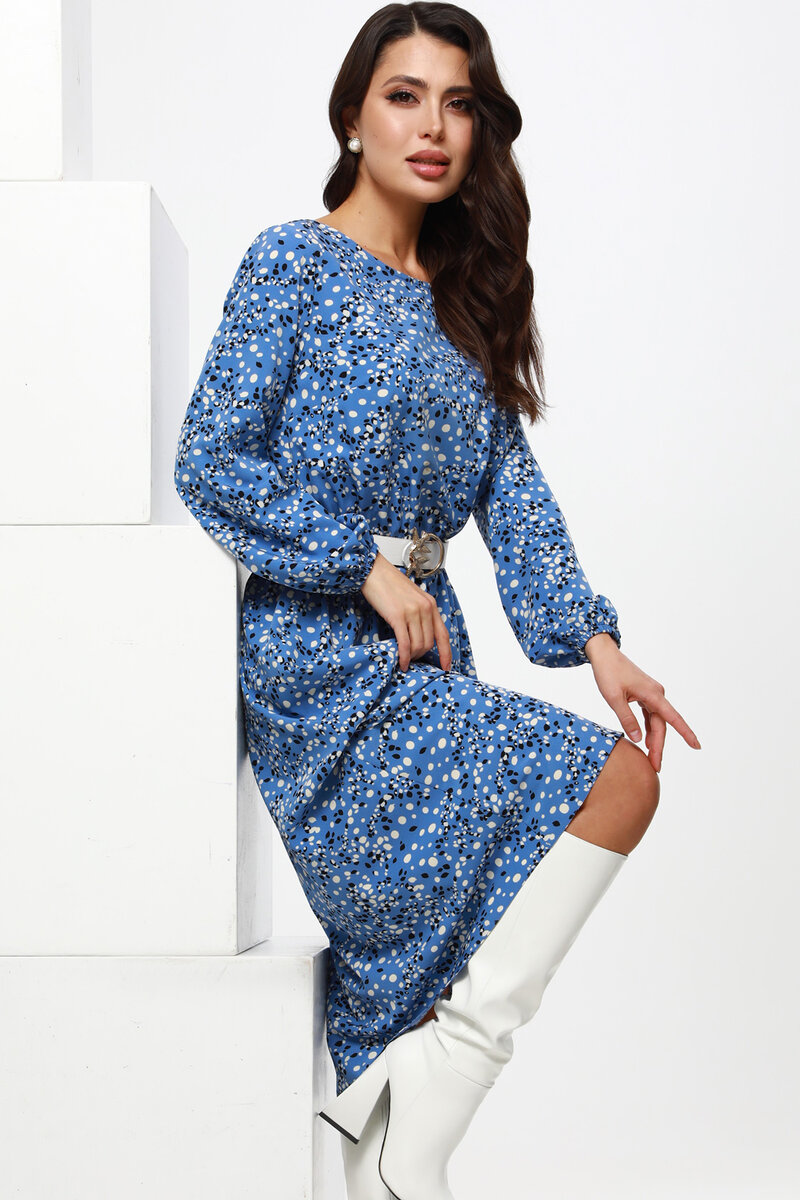 Платье может стать ярким акцентом в любом гардеробе