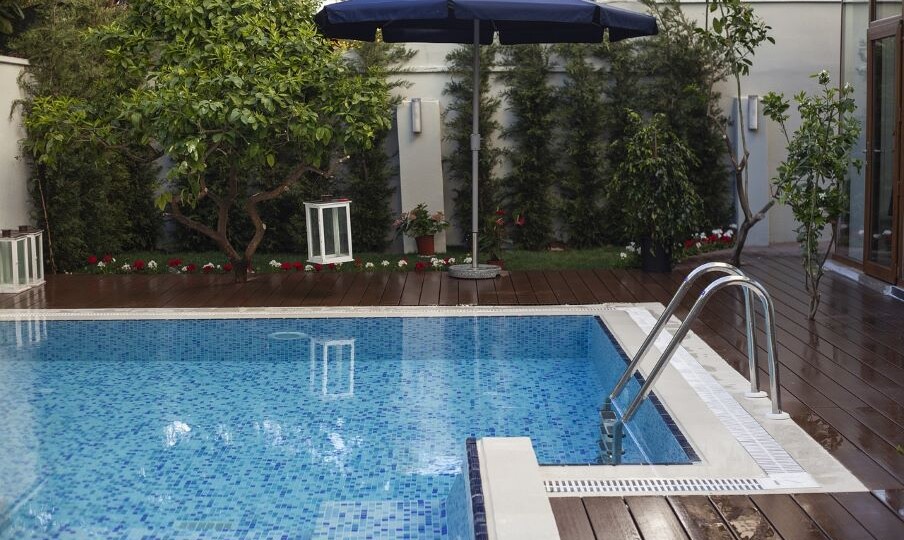 Изысканные отели Кабардинки с бассейном