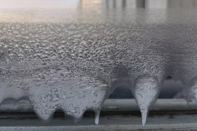    При скольких градусах можно не ходить в школу в Омске?