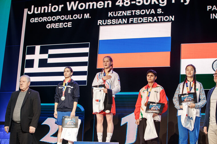    В последнем бою Снежана Кузнецова победила со счетом 4:1 предоставлено Федерацией бокса РФ