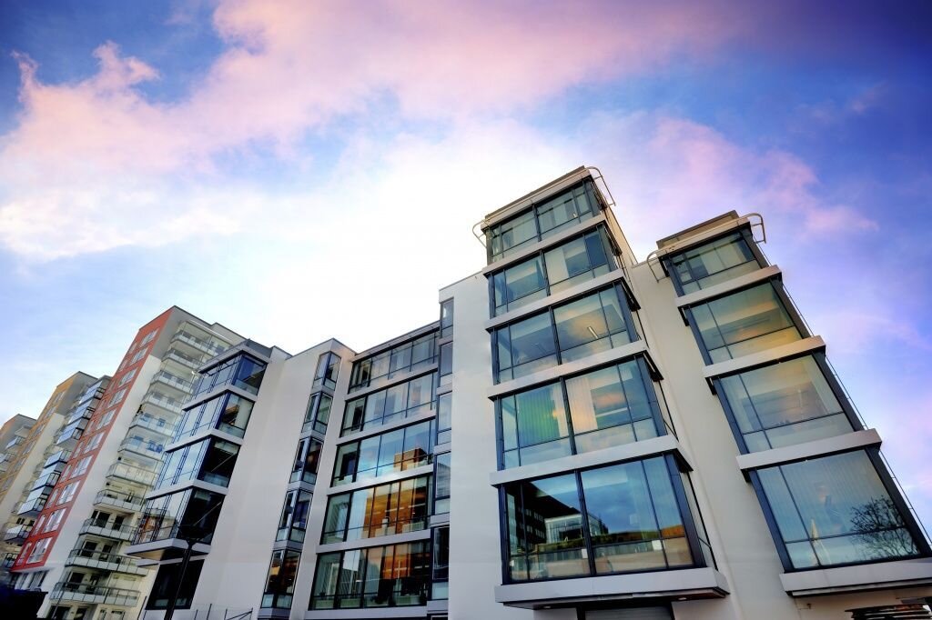 Рост объёмов нераспроданного жилья в новостройках России: анализ и прогнозы