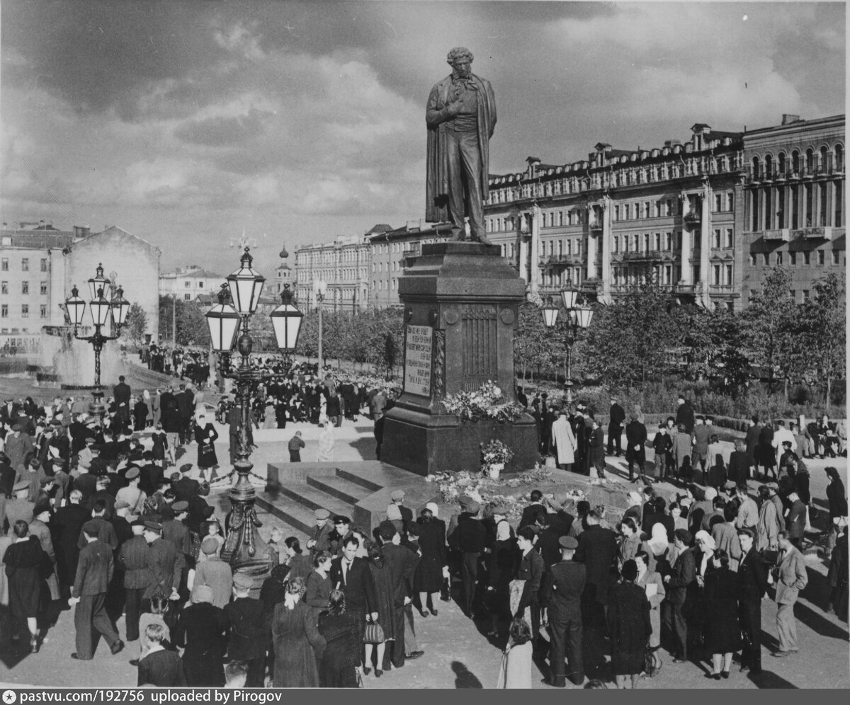 Пушкинская площадь тогда выглядела совсем иначе | Московские истории | Дзен