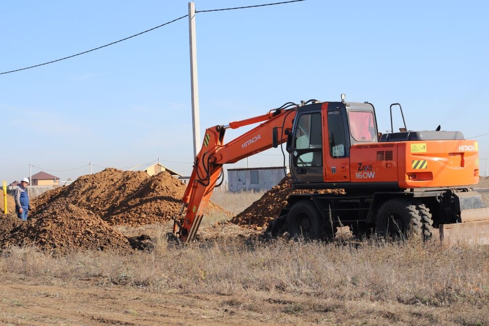  📷    Росводоканал Оренбург построил новый водовод для поселка Пруды Марина Шарт