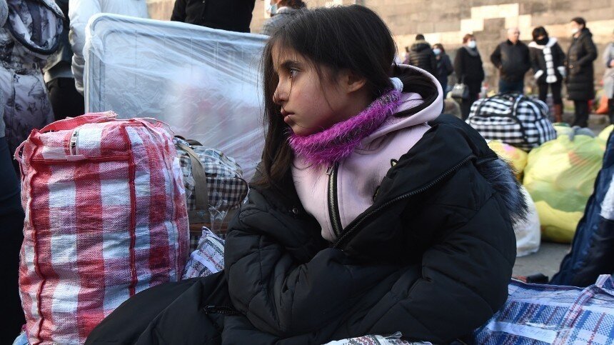 В ходе состоявшейся на днях встречи в Скопье с генеральным секретарем ОБСЕ Хельгой Шмидт глава внешнеполитического ведомства Азербайджана Джейхун Байрамов привычно попытался переложить вину за геноцид-2