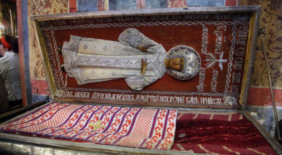    Святые мощи царевича Димитрия в Архангельском соборе Московского Кремля     
Фото: patriarchia.ru