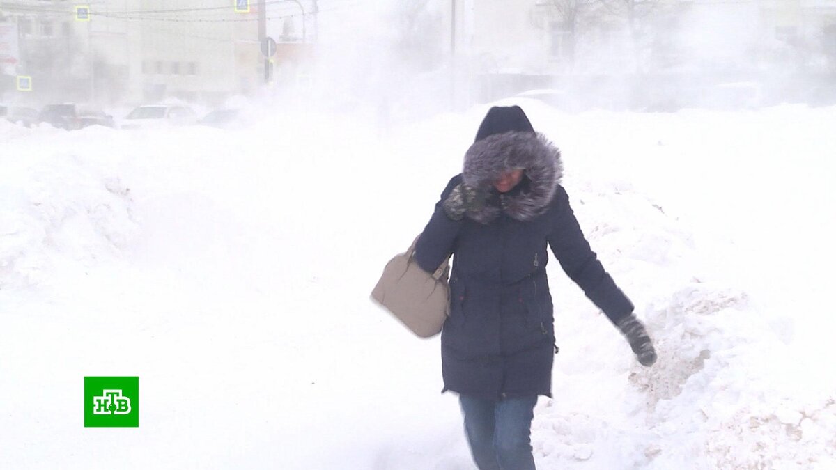    Мощный снегопад и экстремальные морозы: как Россия переживает погодные аномалии