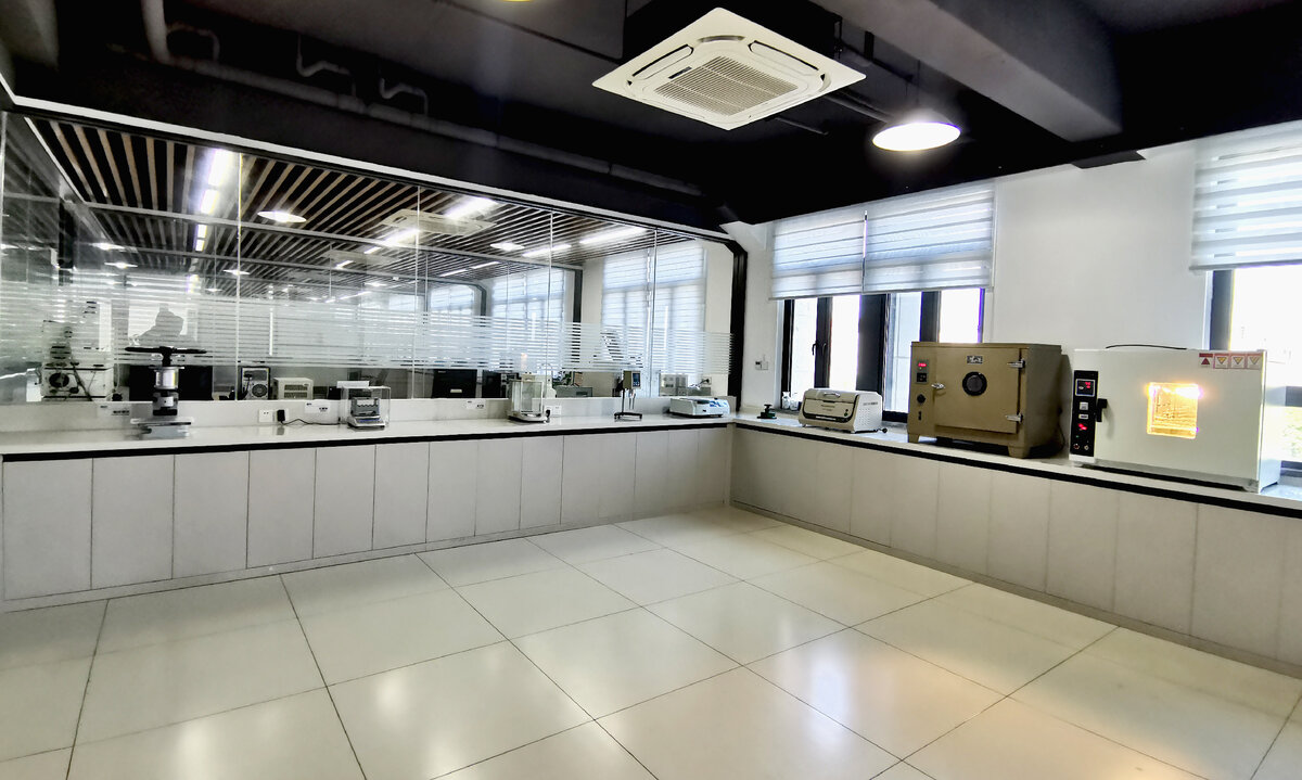 Лаборатория завода MSD