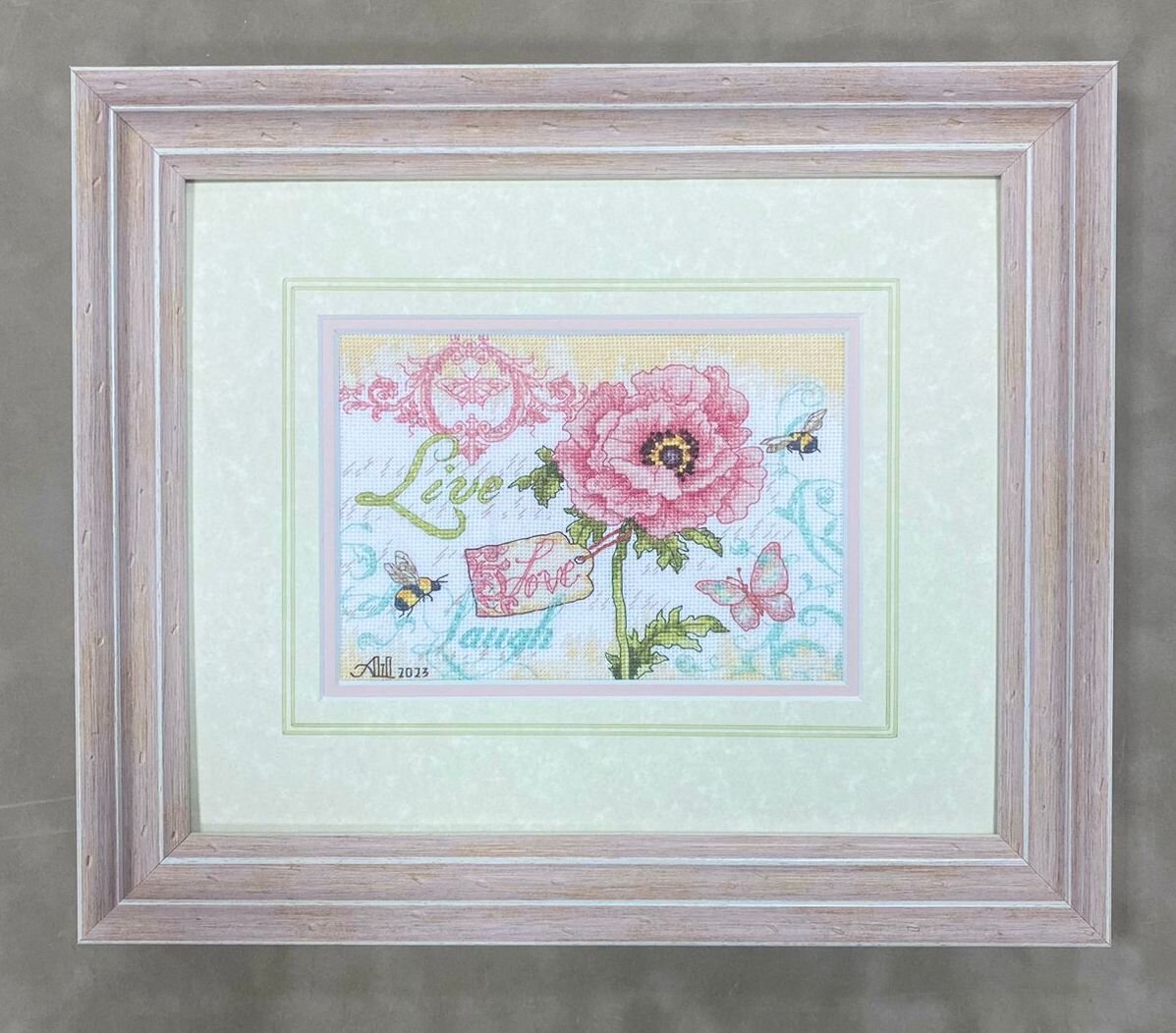 Live, Love, Laught от Dimensions Фото автора