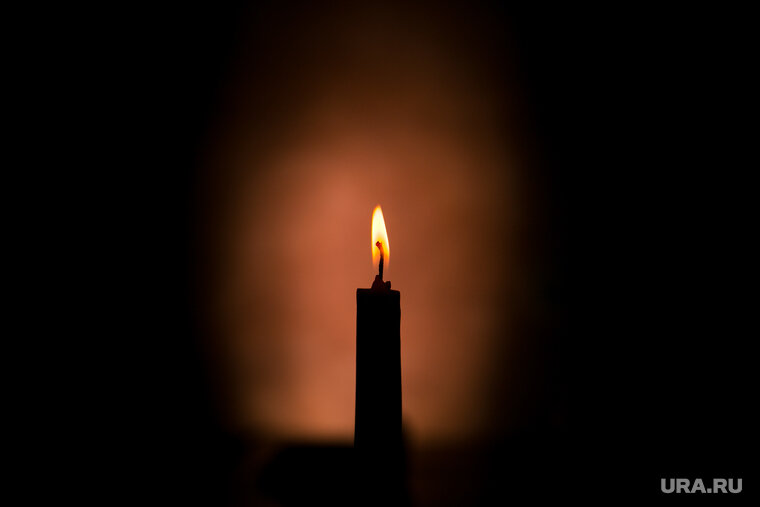    Старов скончался от острой сердечной недостаточности в возрасте 83 лет