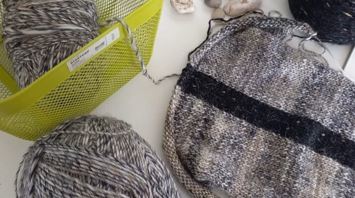 Связала образец.