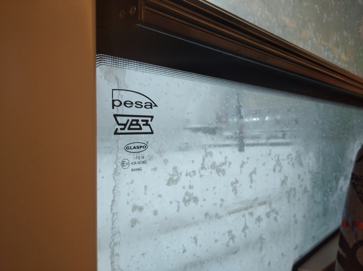 ÐÑÑ Ð¾Ð´Ð½Ð° ÑÑÑÐ°ÑÐ° Ð² Ð¼Ð¾ÑÐºÐ¾Ð²ÑÐºÐ¾Ð¼ ÑÑÐ°Ð½ÑÐ¿Ð¾ÑÑÐµ: Ñ 4 Ð´ÐµÐºÐ°Ð±ÑÑ Ð¿Ð¾Ð»Ð½Ð¾ÑÑÑÑ Ð¾ÑÑÑÑÐ°Ð½ÐµÐ½Ñ Ð¾Ñ ÑÐºÑÐ¿Ð»ÑÐ°ÑÐ°ÑÐ¸Ð¸ Ð¿Ð¾Ð»ÑÑÐºÐ¸Ðµ ÑÑÐ°Ð¼Ð²Ð°Ð¸ PESA. ÐÑÐ»Ð¸ÑÐ½ÑÐµ ÑÐ´Ð¾Ð±Ð½ÑÐµ Ð²Ð°Ð³Ð¾Ð½Ñ, Ñ Ð±Ñ ÑÐºÐ°Ð·Ð°Ð», Ð¾Ð´Ð½Ð¸ Ð¸Ð· Ð»ÑÑÑÐ¸Ñ Ð² ÐÐ¾ÑÐºÐ²Ðµ.-11