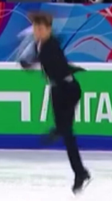 Приземление с четверного тулупа.