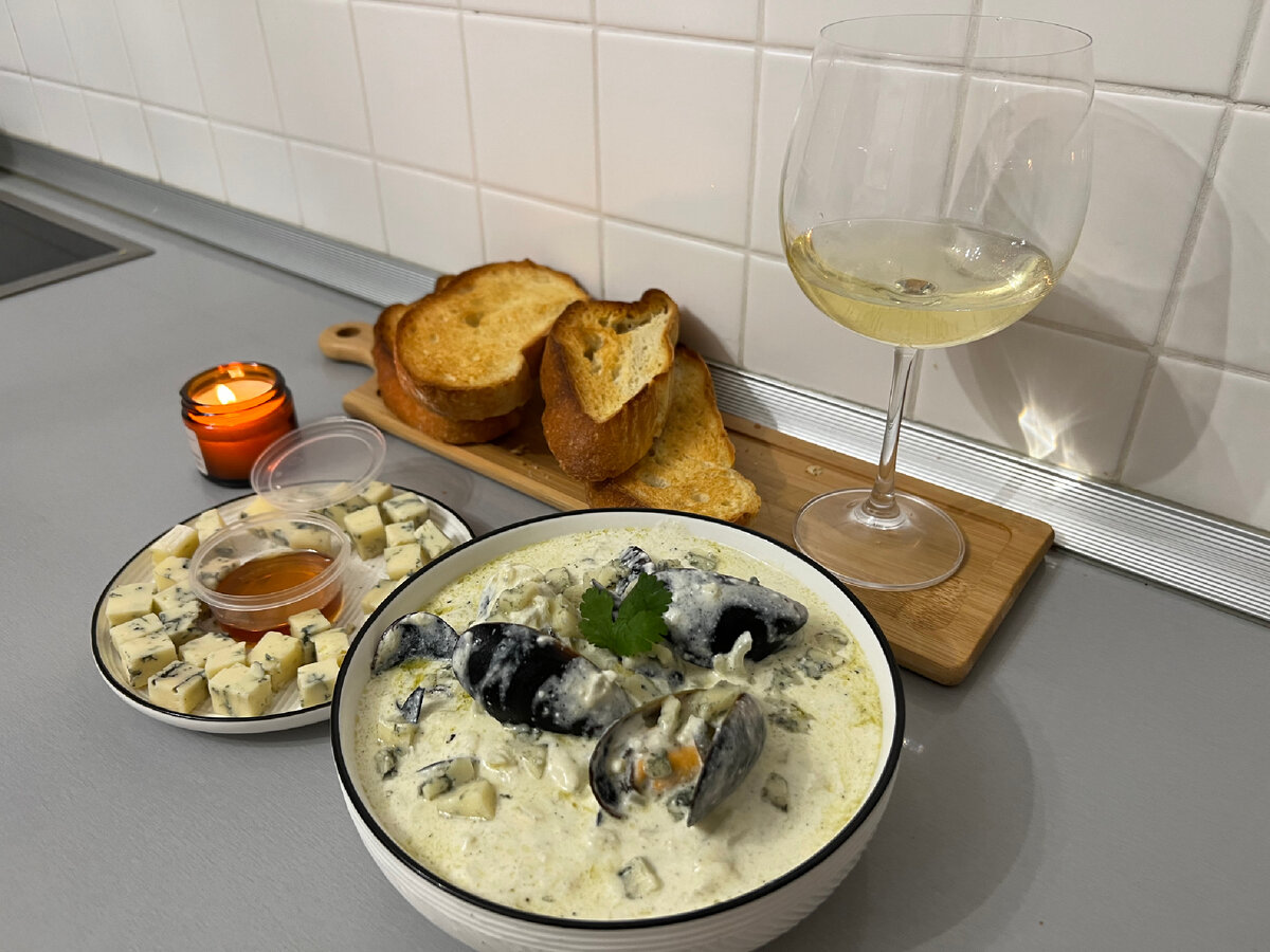 В данной статье рассказываю как сэкономить на походе в дорогой ресторан, потому что это блюдо достойно станет во главе романтического ужина. 