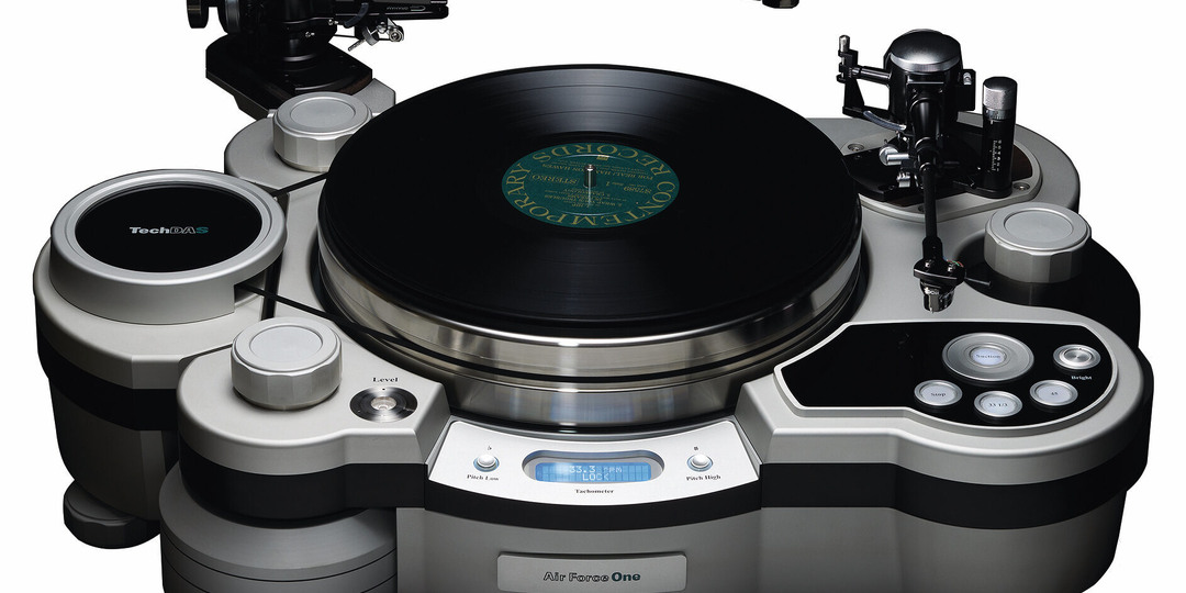 На пути к «идеальному» виниловому проигрывателю.