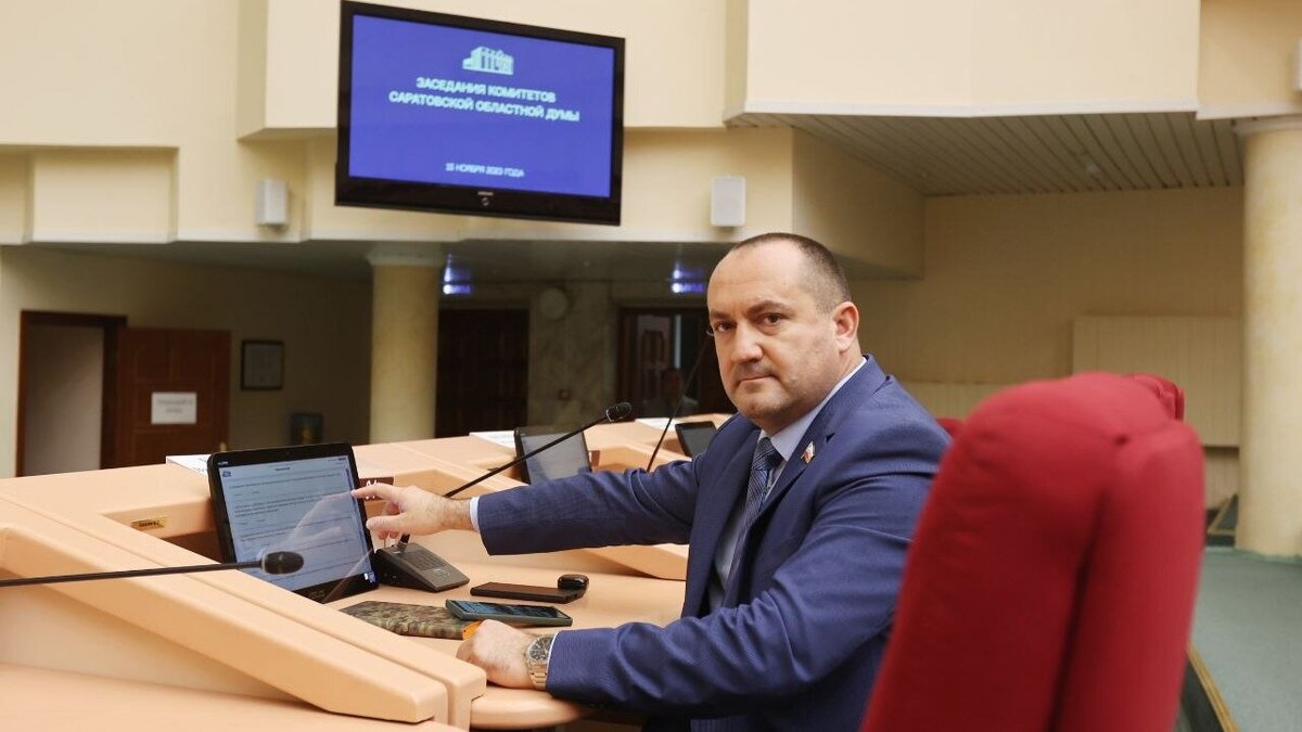    Калинин поддержал позицию СРЗП об увеличении пособия по безработице в 5 разНовости Саратова и области – Сетевое издание «Репортер64»