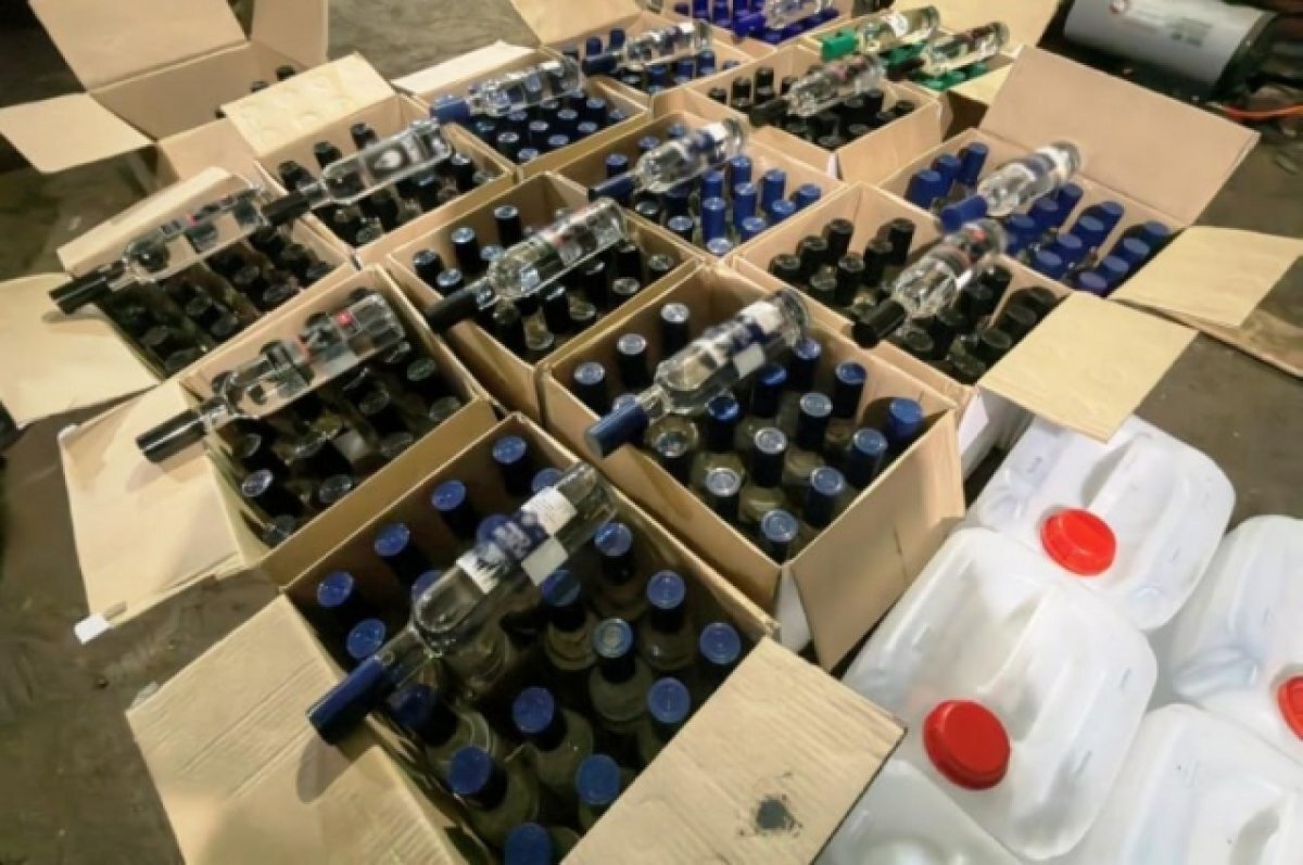    В Бурятии судят отца и сына за торговлю контрафактным алкоголем